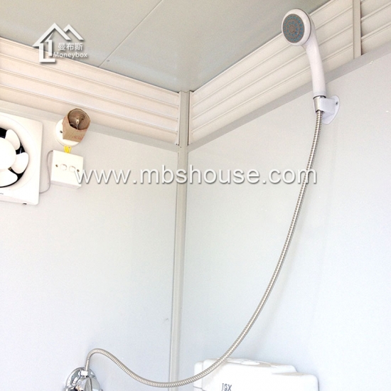 नया डिज़ाइन किया गया स्टील बाहरी उच्च दक्षता वाले पानी रहित सार्वजनिक मोबाइल पोर्टेबल शौचालय